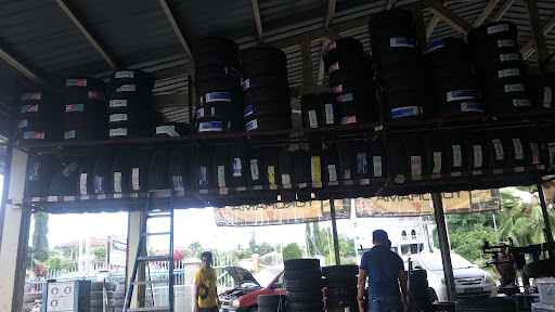 City Tyres & Batteries