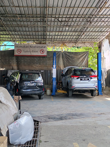 Perodua service centre limbang