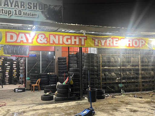 Day and Night Tyre