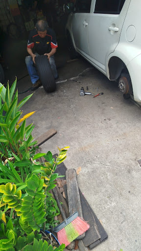 Kedai Tayar Leong