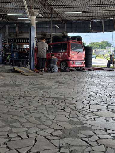 Pro One Auto Wheel & Tyre