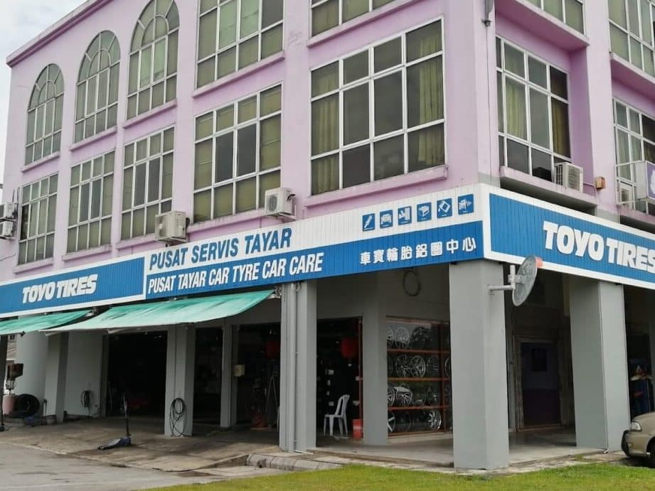 Teredai Tayar Terbaik di Kuching: Pilihan Tayar Kereta Premium untuk Keselamatan & Prestasi