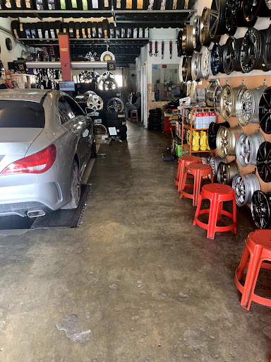 Pendapat tentang SA Tyre & Battery Services 1 Ulasan Pelanggan SA Tyre & Battery Services